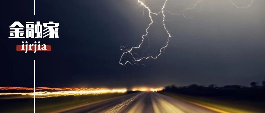 突发！银保监会周末发声：有资金违规流入房市股市推高资产泡沫！1.6万股民本周平均赚3.9万，警惕4大信号