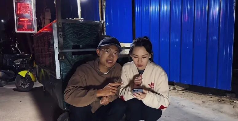 励志篇‖ 郭有才翻唱的不只是《诺言》,他用不屈走出了精彩