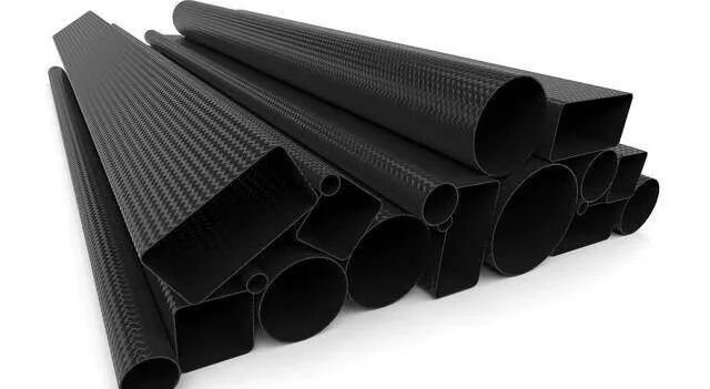 Abaqus复合材料层合板仿真的图1