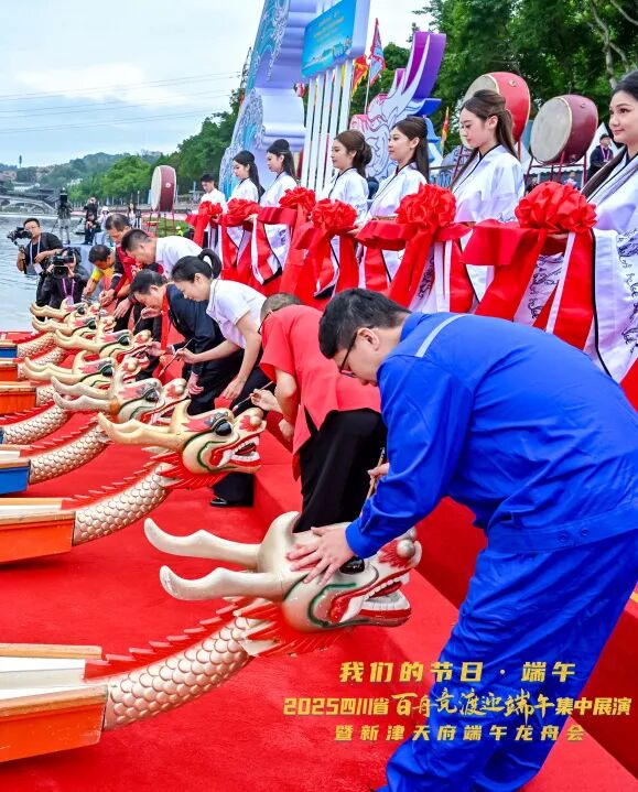 水上划划划，岸上人人人……你在现场吗？插图4