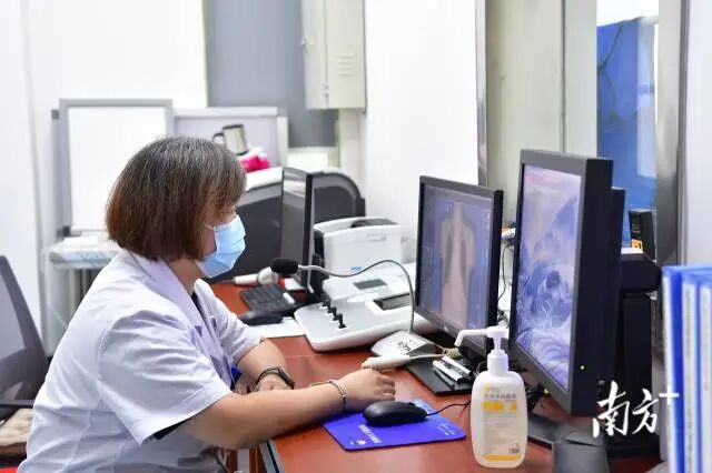 依托医联体优势，该中心还搭建起远程诊疗平台，常规开展心电图、DR影像等检查。&nbsp;