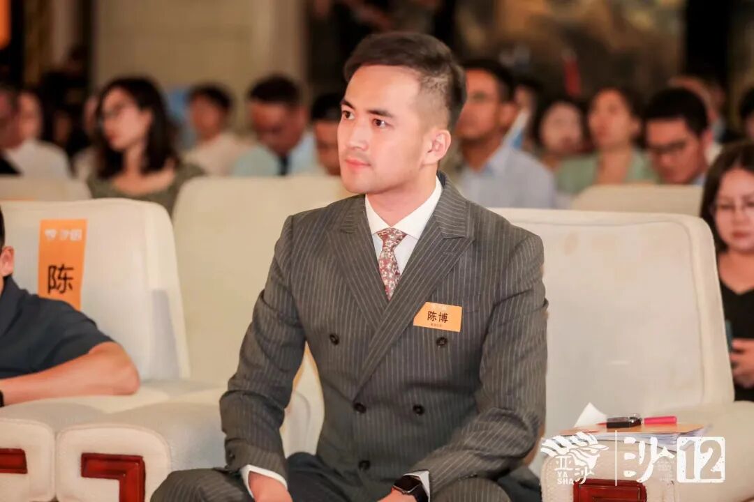 国家一级播音员,《珠海新闻》主播陈博