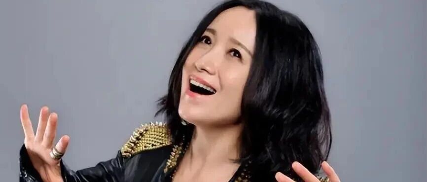 57岁斯琴格日乐的隐忍人生:从春晚红人到独自坚守音乐