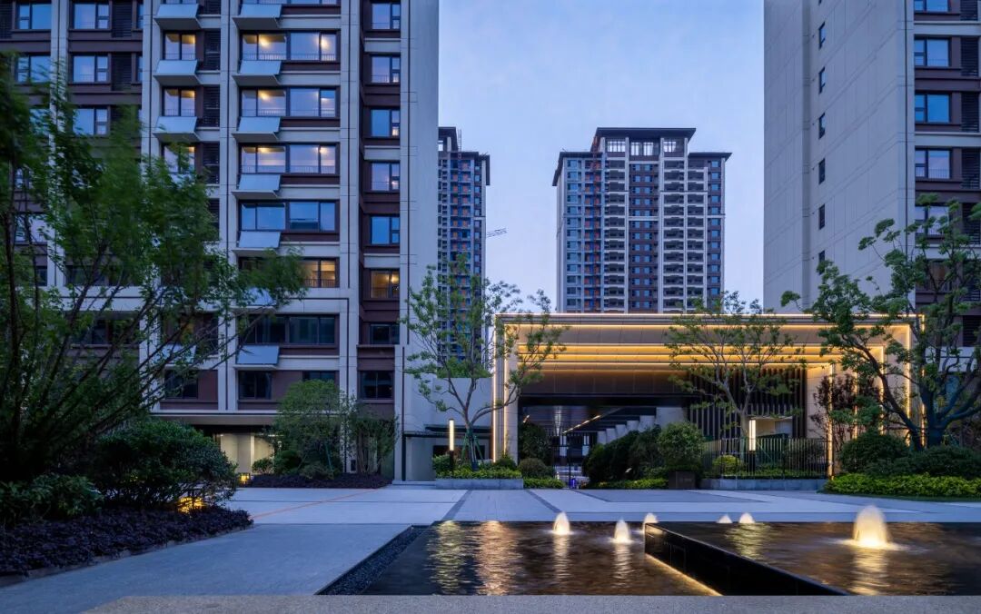 雅居乐中匠·南门府位于>淮安>老清浦板块>,项目紧邻三甲医院,人民