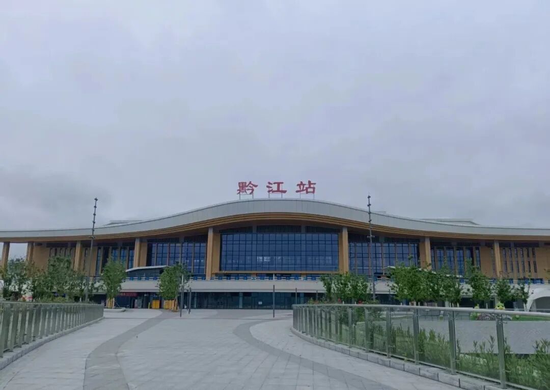 武汉全球通旅行社-宜昌恩施-穿越渝鄂秘境