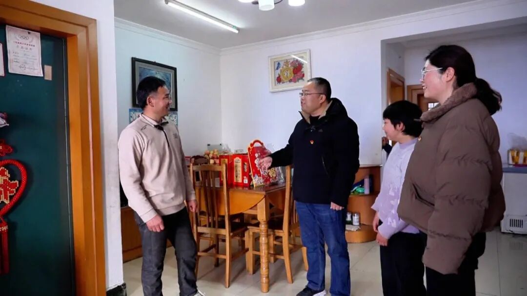 新春走基层丨麦麦提把故乡的麦香，揉进了宝应的烟火气里