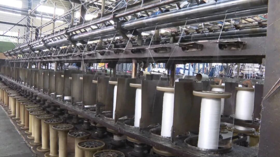 奋进“十五五” 建设更高质量千亿县 | 九力绳缆：科技“拧”成绳 “系”住2.3亿新目标