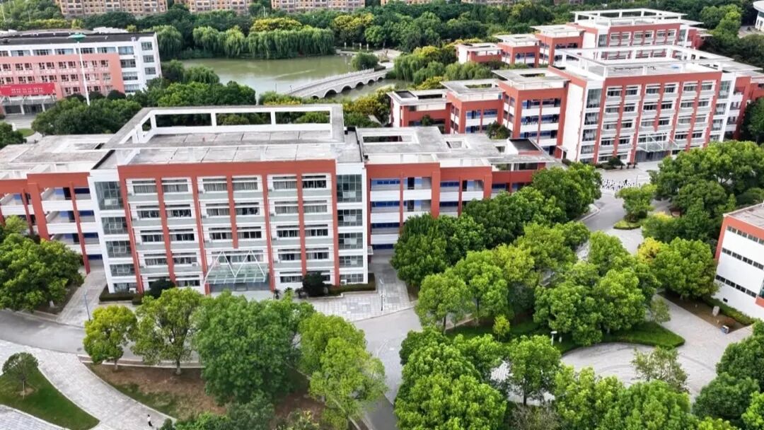 宝应：办好每一所学校 温暖每一个孩子