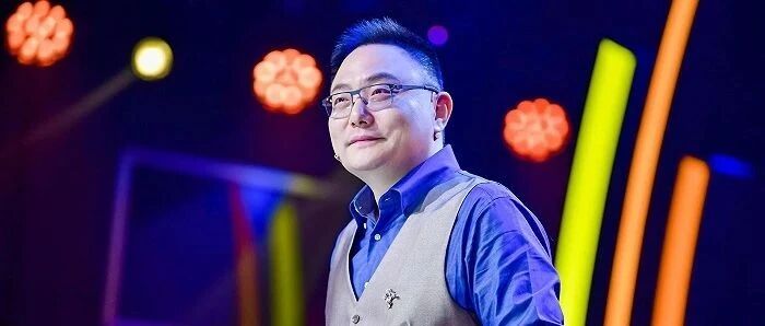 罗振宇冲刺创业板，“终身教育第一股”思维造物拟募资10.37亿