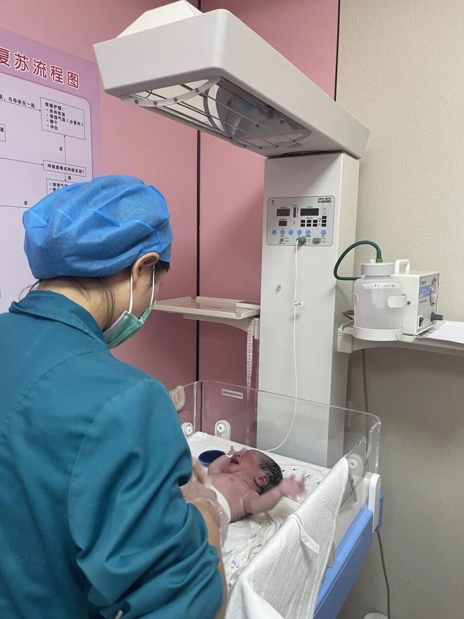 金安区妇幼保健院ldrp家庭化产房——在"家"分娩更有爱!