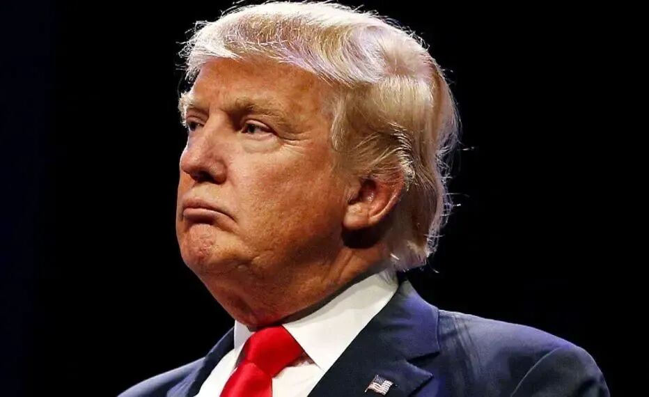 专家：美国对华连退三步,特朗普终于服软，24小时内，美国对华连退三步