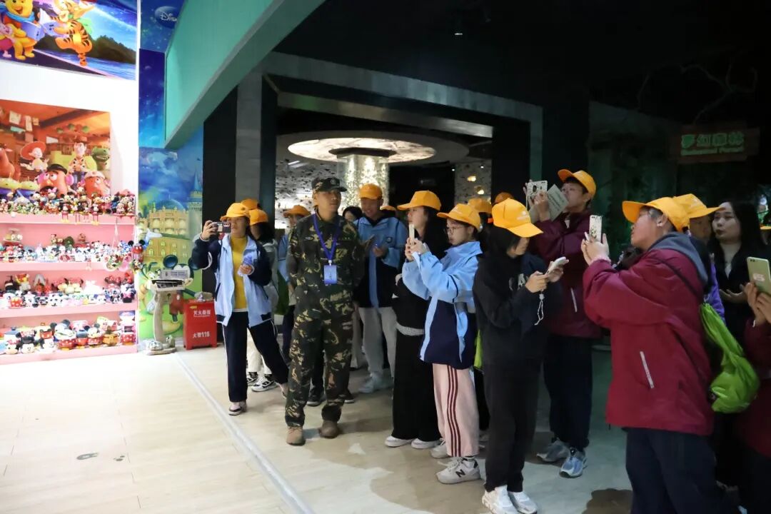 研学|上海市金山区青少年实践活动中心顺美陶瓷文化世界研学之旅