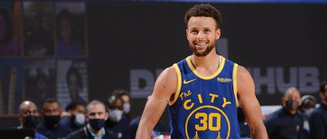 熟悉的勇三疯，库里带队能力也就是逆转快船22分而已