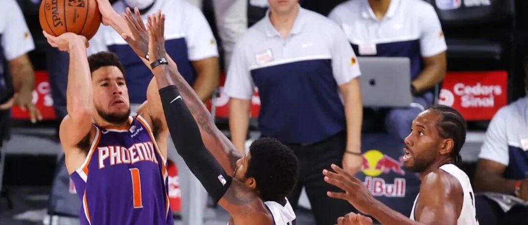 众所周知，布克的绝杀不是一个合理的出手选择