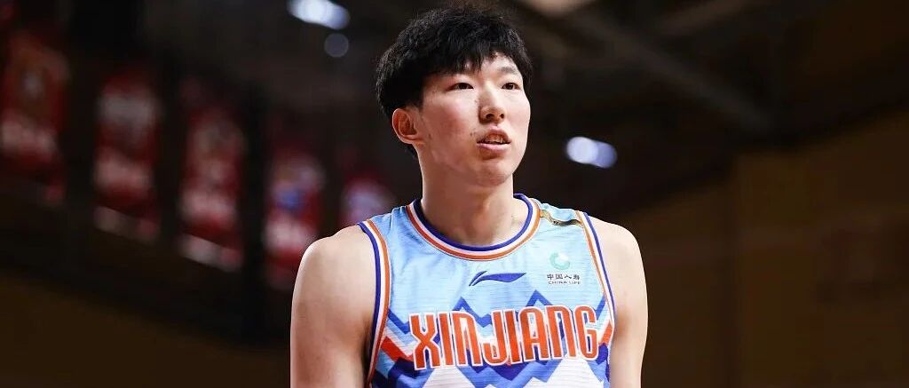 周琦罕见爆粗口训话新疆浓眉哥，这是他的一种成长