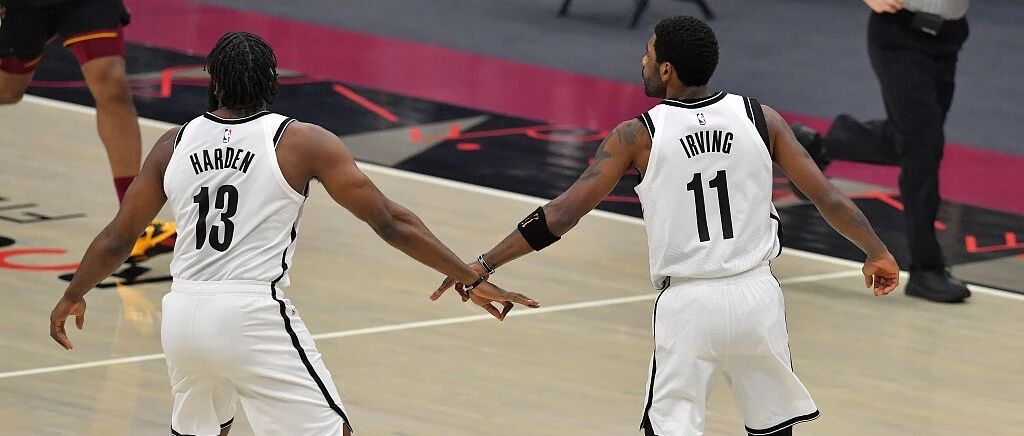 篮网三巨头的最后一种排列组合，有点惨不忍睹