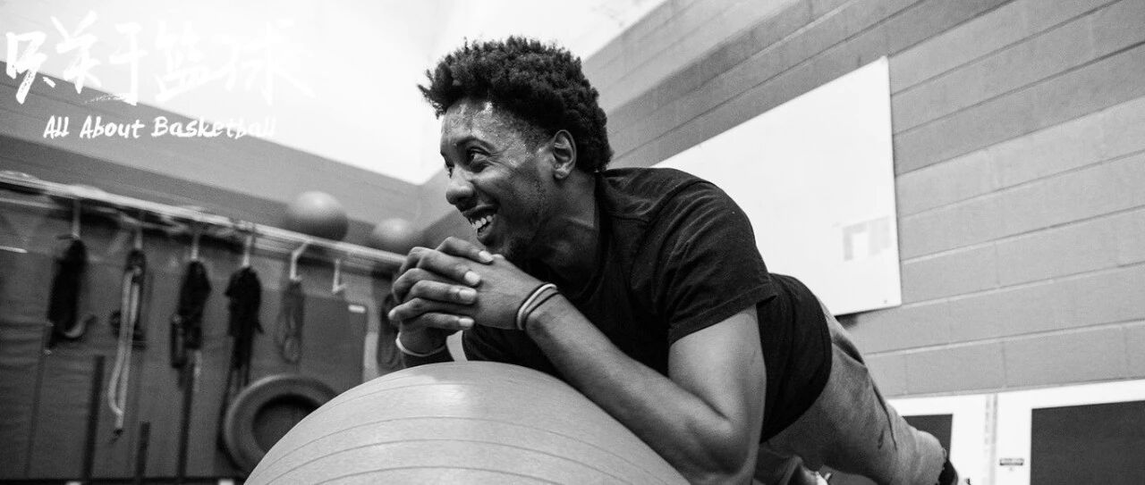 离开联盟三年，他仍在努力归来