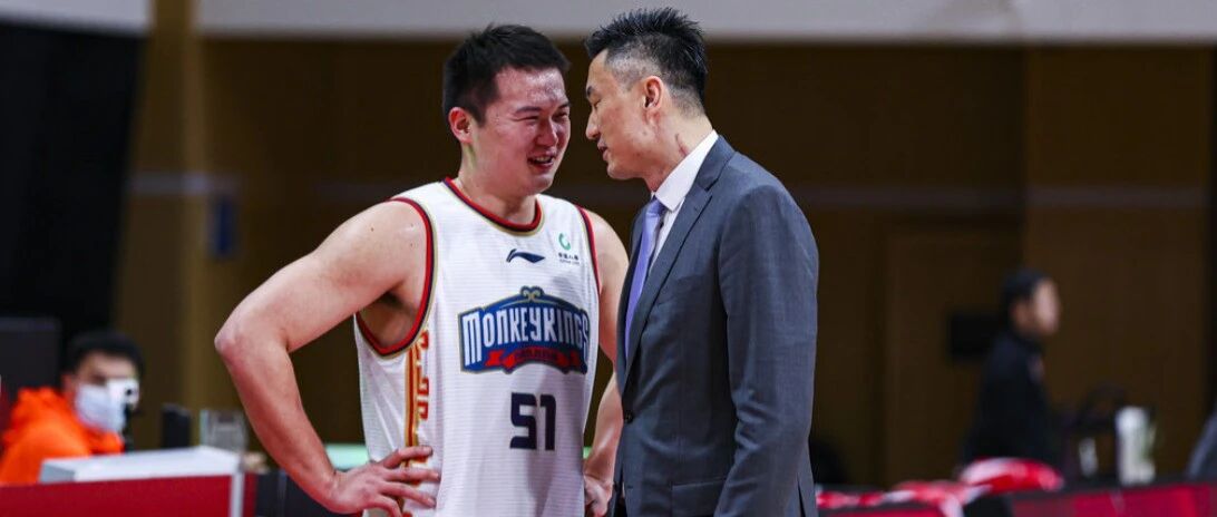 从七秒到三分钟，杜锋对万圣伟绝对是真爱