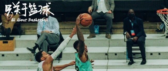 两年，他把垃圾合同打成了超值合同