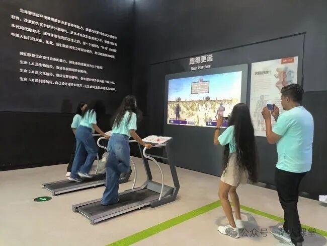 一堂行走的国际课 黄冈师范学院斯里兰卡师生走进武汉光谷体验科技与创新