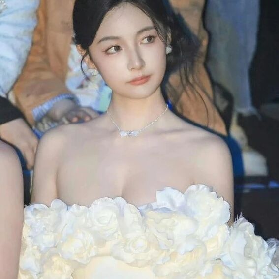 赵粤小小的身体里面,拥有大大的能量!