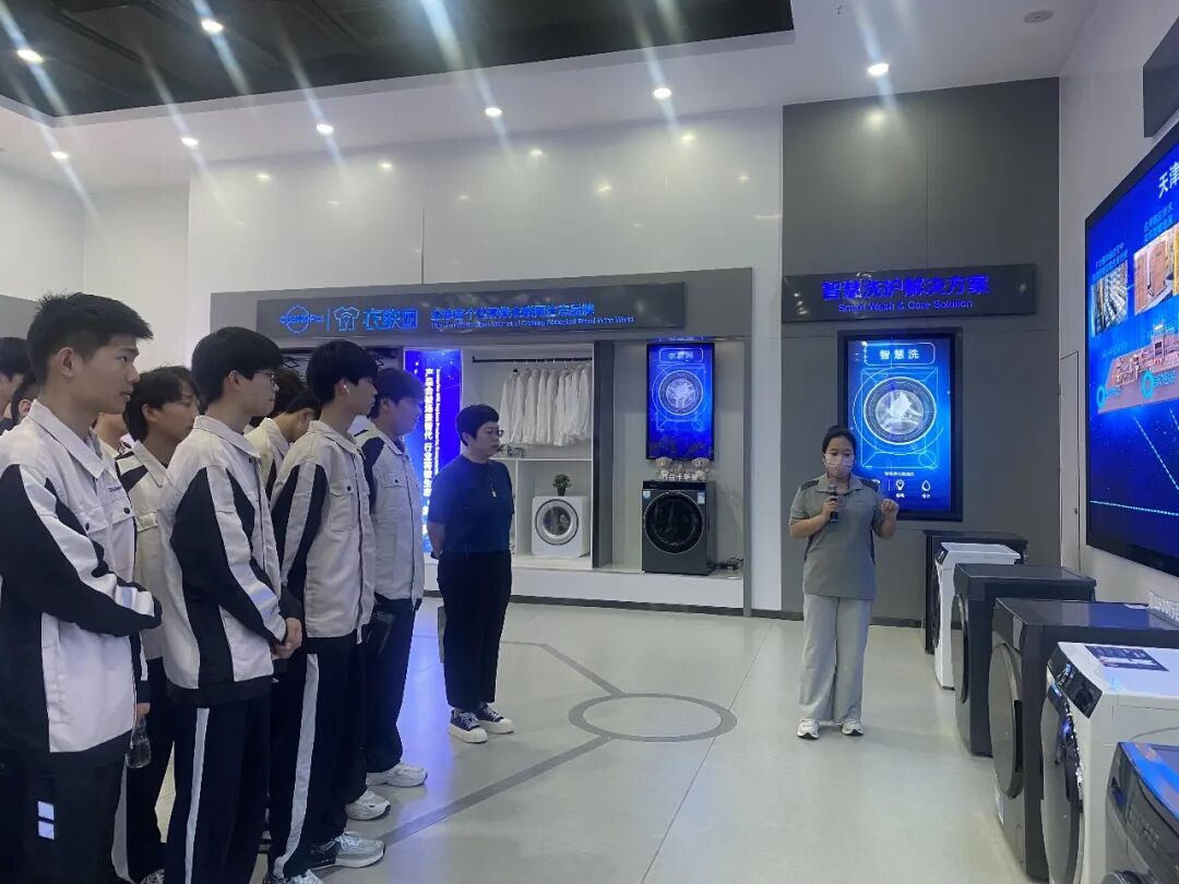 学校组织开展2026年“职业教育活动周”暨“天津技能周”系列活动(图1)