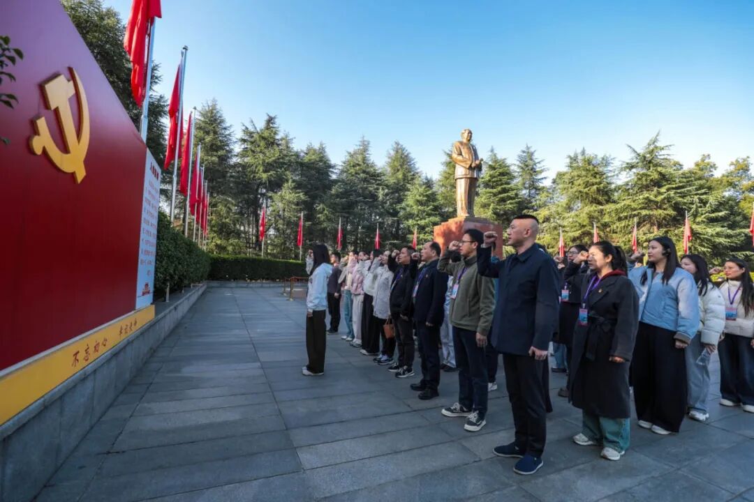 20251201122315rscn8bpj_mJzA (1).jpg