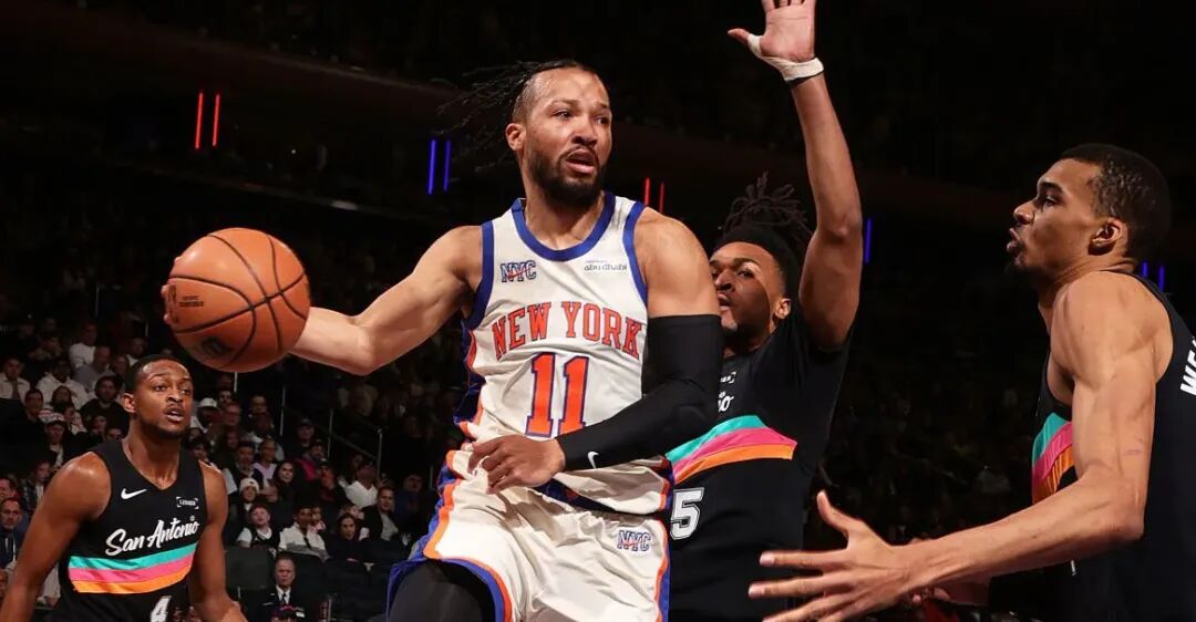 NBA战报｜尼克斯终结马刺11连胜，文班亚马25分13板4帽，瓦塞尔18分7板，布里奇斯25分5板，布伦森24分7助