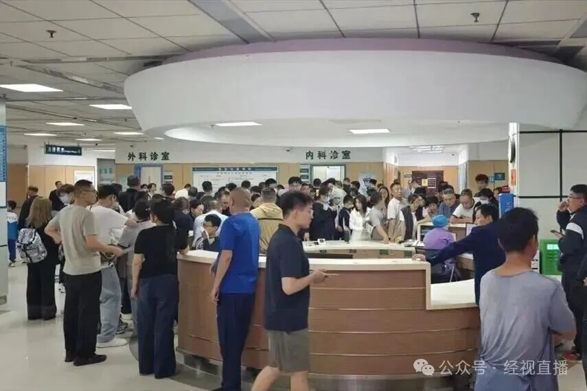 图为8日晚山西白求恩医院急诊科。图源：山西日报