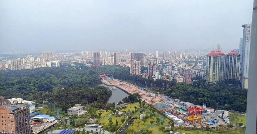 天河公园一手现楼天麟府瑧林113~172㎡，即买即入住