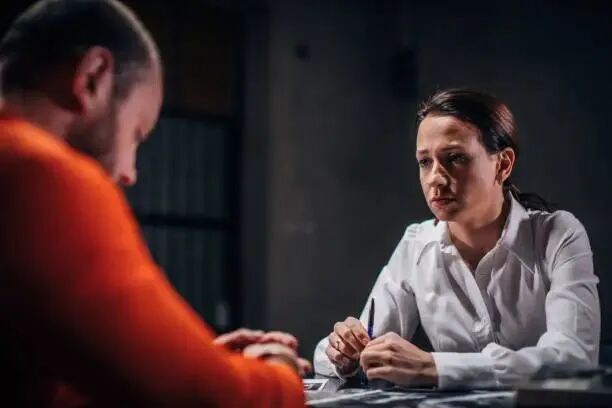 美国30名女狱警沦为犯人性奴，有人情难自禁并怀上犯人孩子（组图） - 8