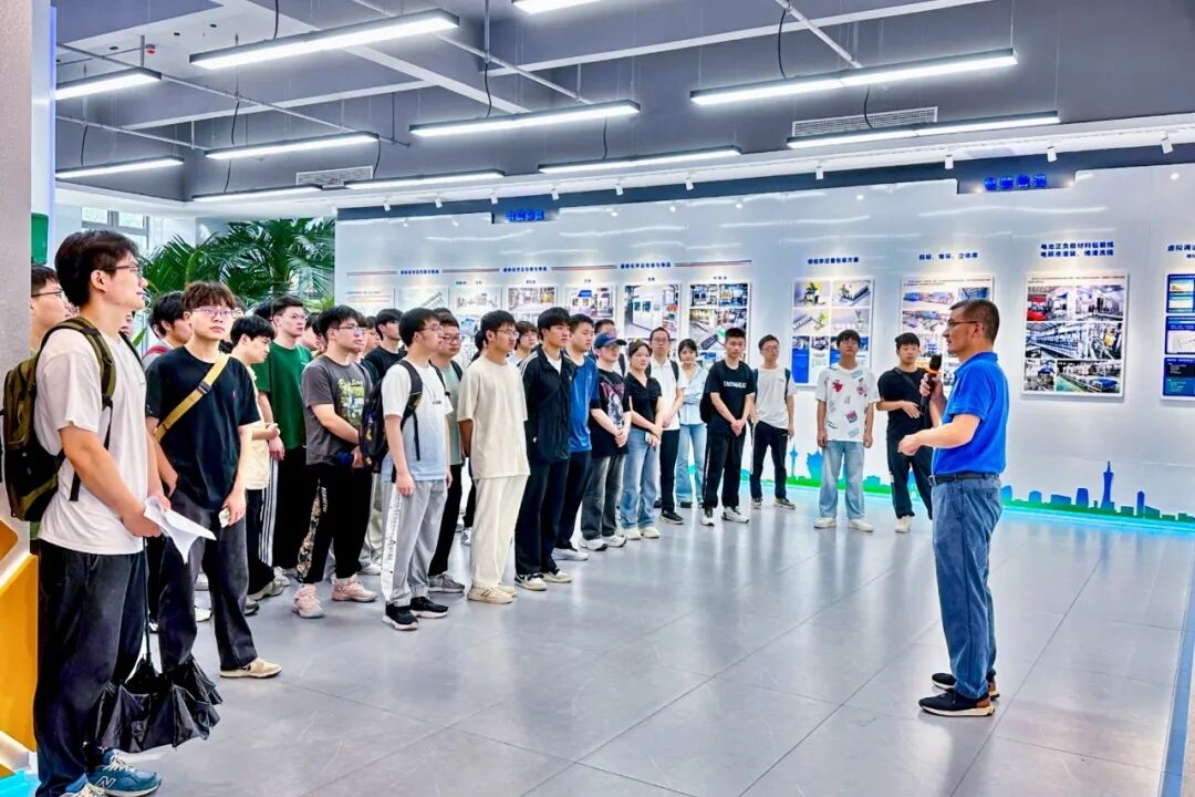 安徽大学机械系学子走进合肥长陆，共探智造未来