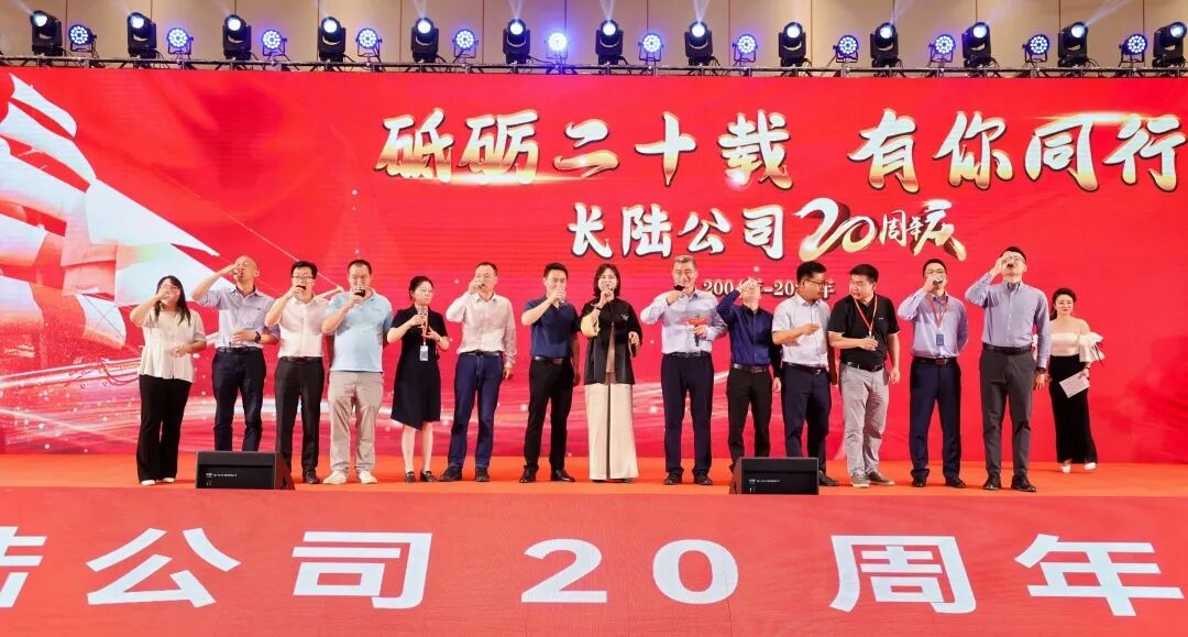 沙海征途，心向未来|2024广东省涂料与油墨行业戈壁徒步挑战之旅