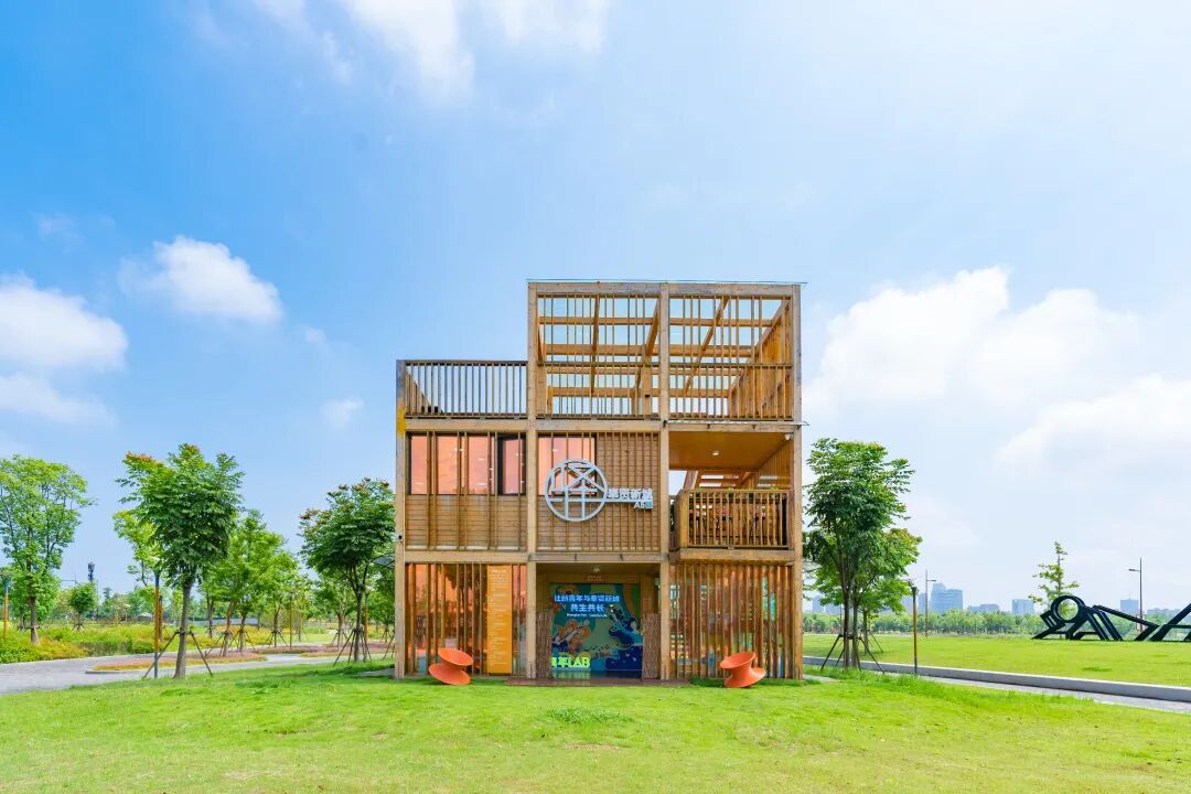 上海之鱼移动驿站荣获2022澎湃城市更新最佳友好案例