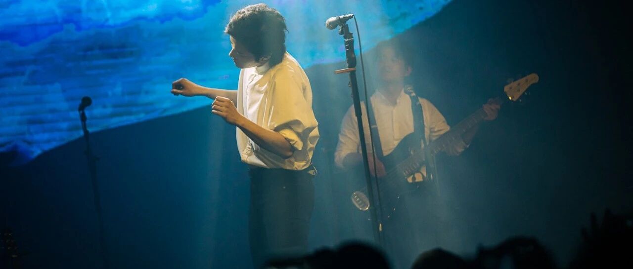 沉寂4年，毕业于警校的他为何凭一首歌爆红于网络？