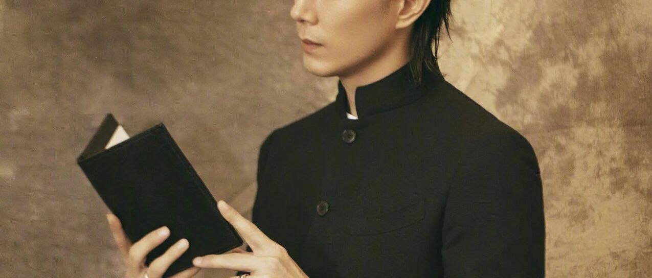 “披荆斩棘的哥哥”成团，为何“回家当爹回队当妈”的他成功翻红？