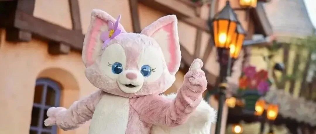 出道即“顶流”，她凭什么？