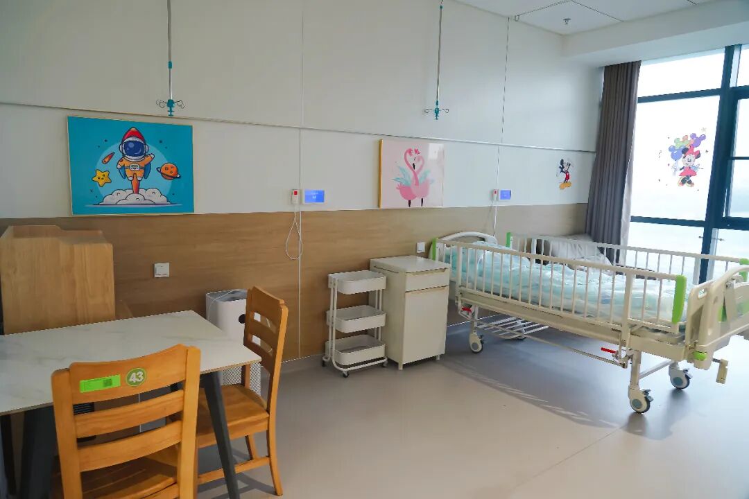 医院儿童病床为什么高新体验！扬州市妇女儿童医院创新推出儿童家庭化病房_https://www.jmylbn.com_新闻资讯_第1张