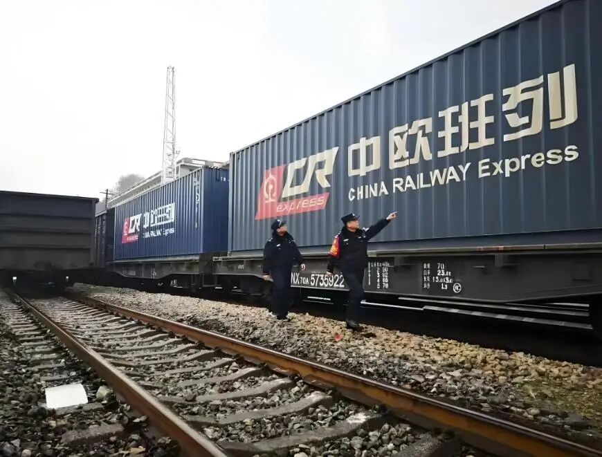 波兰阻断中欧班列后卢卡申科表态