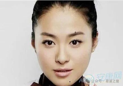 女人嘴皮上薄下唇厚的命运幸各_女人上嘴唇厚下嘴唇薄是什么命_唇上厚下薄的女人