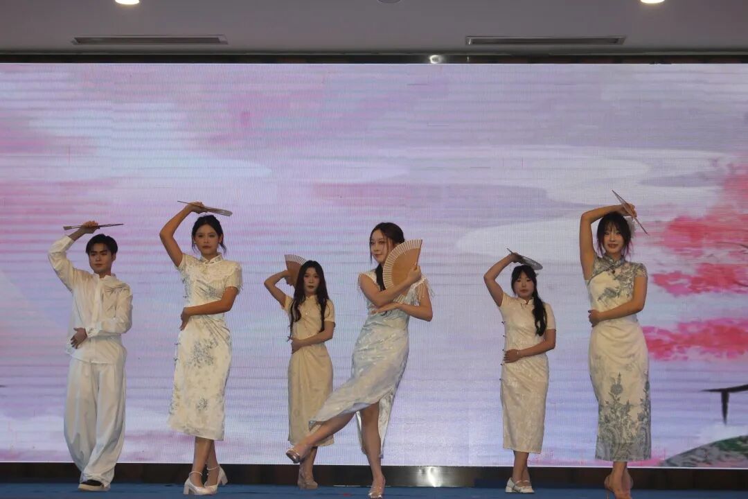 图片 2.jpg