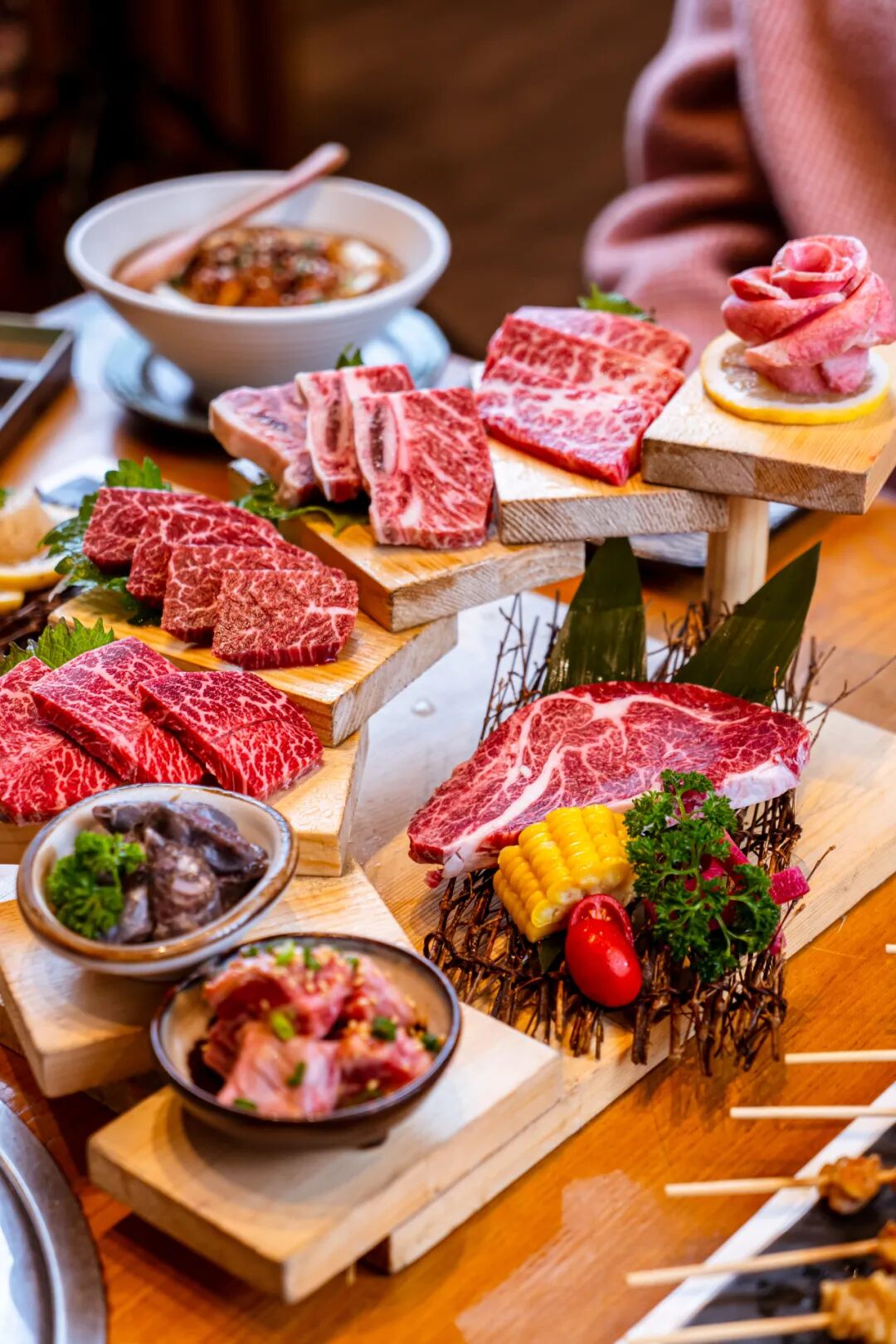 牛部位肉肋条是哪个部位_牛的肋条肉在哪个部位_牛肋条肉是牛的哪个部位