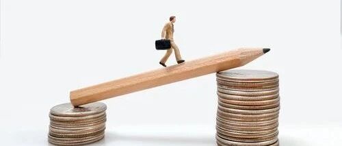 “85后”已当上千亿银行副行长 网友：被同龄人甩出几条街