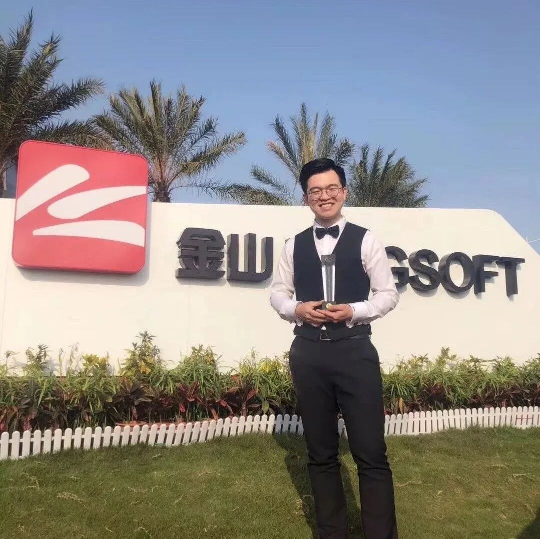 他24岁年薪百万：原来PPT，才是普通人的赚钱神技！