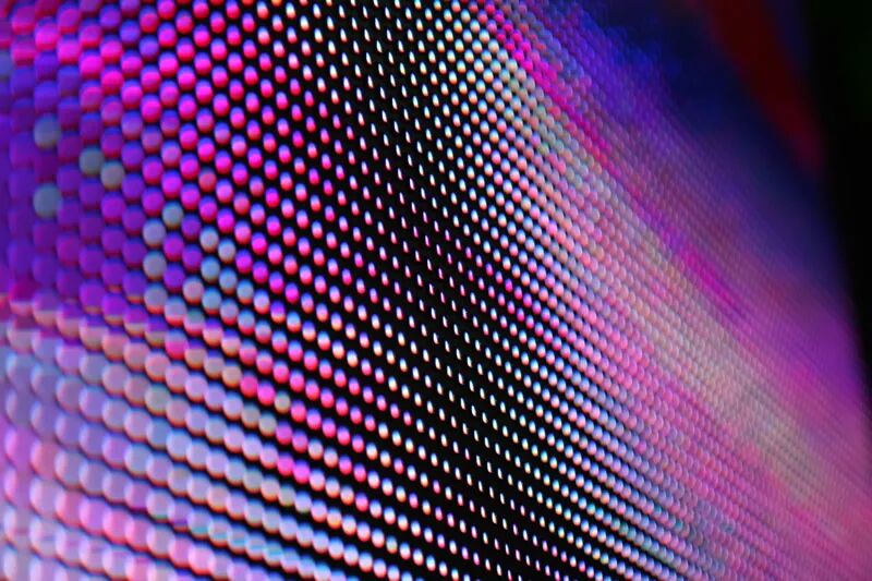 Micro LED | Nitride研發出超微縮UV LED芯片量產技術，用于AR等領域的圖1