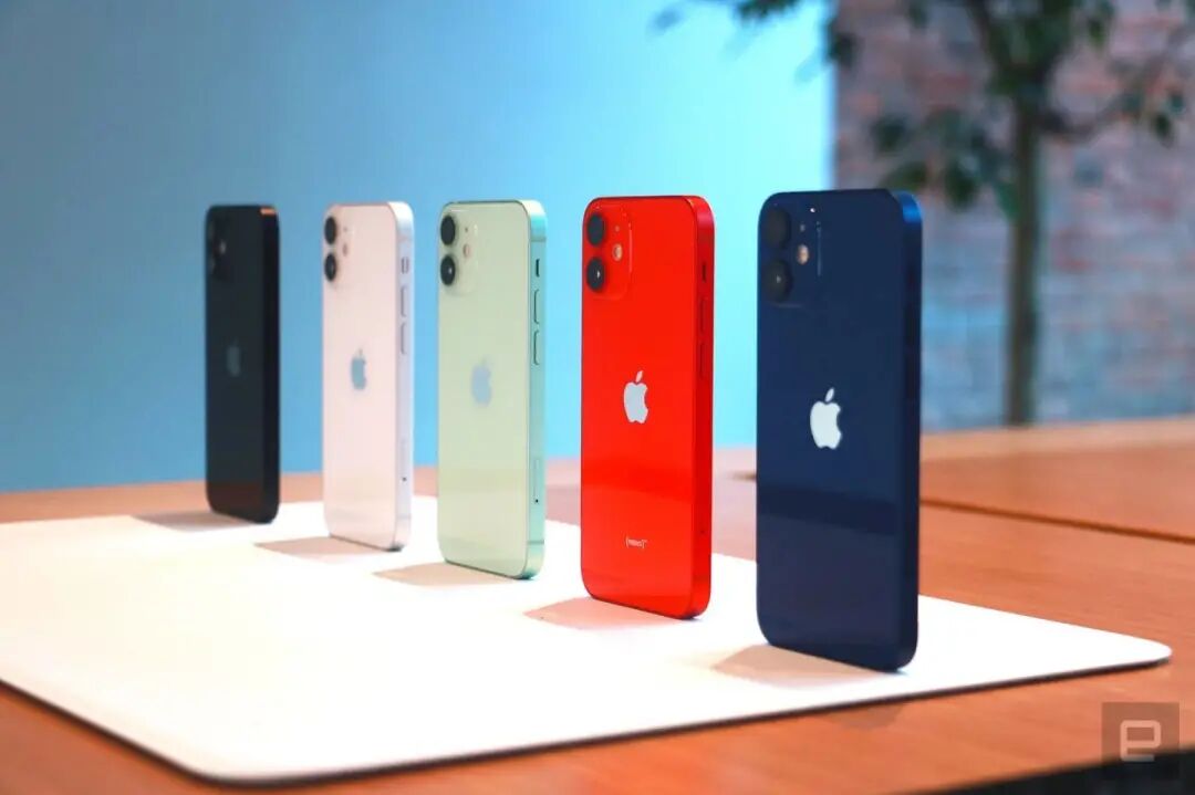 苹果 | 开始研发去偏光OLED面板技术！或用于可折叠手机的图4