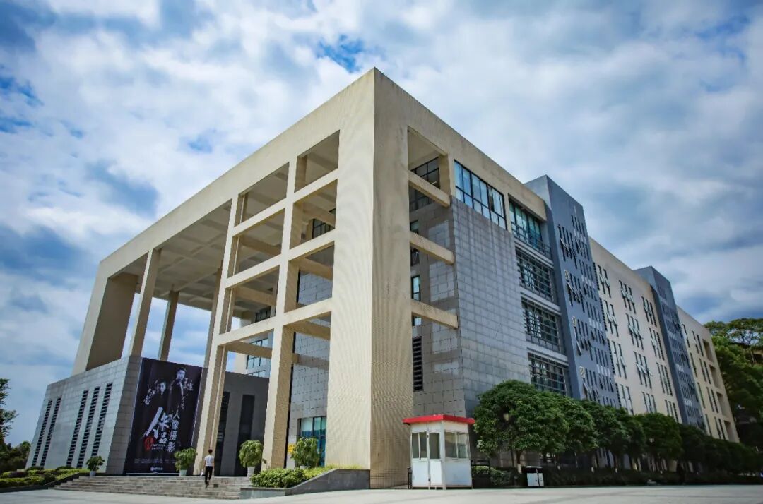 成都理工大學官網錄取查詢在哪_成都理工大學工程技術學院錄取查詢_成都理工大學工程技術學院錄取查詢