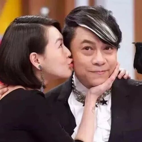 小S金钟奖获奖:撞脸大S的她,凭“康熙合体”让全网泪目
