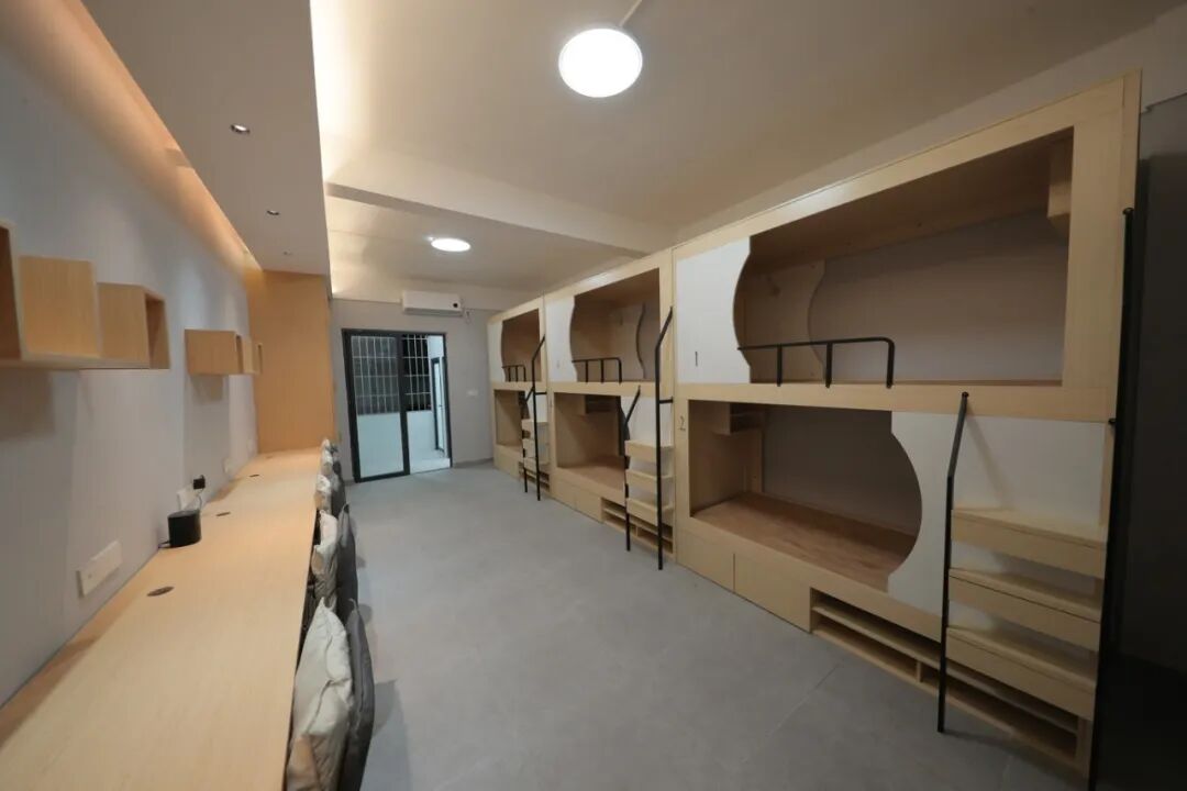 学生宿舍 (5).JPG