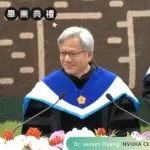 万亿英伟达创始人黄仁勋台湾大学演讲